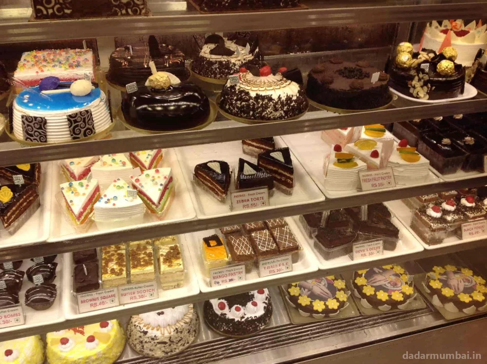 MONGINIS CAKE SHOP Kolkata Calcutta  19 Abul Kalam Azad Rd  Menu  Prices  Restaurant Reviews  Tripadvisor