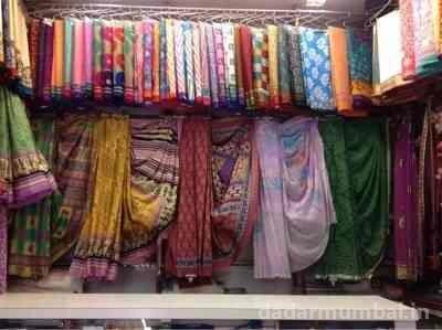 Shivanee Sarees Shop Photo 4