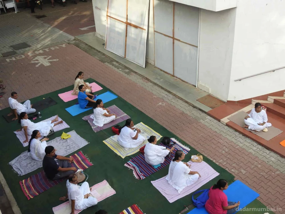 Om Dadar Yoga Centre Photo 2