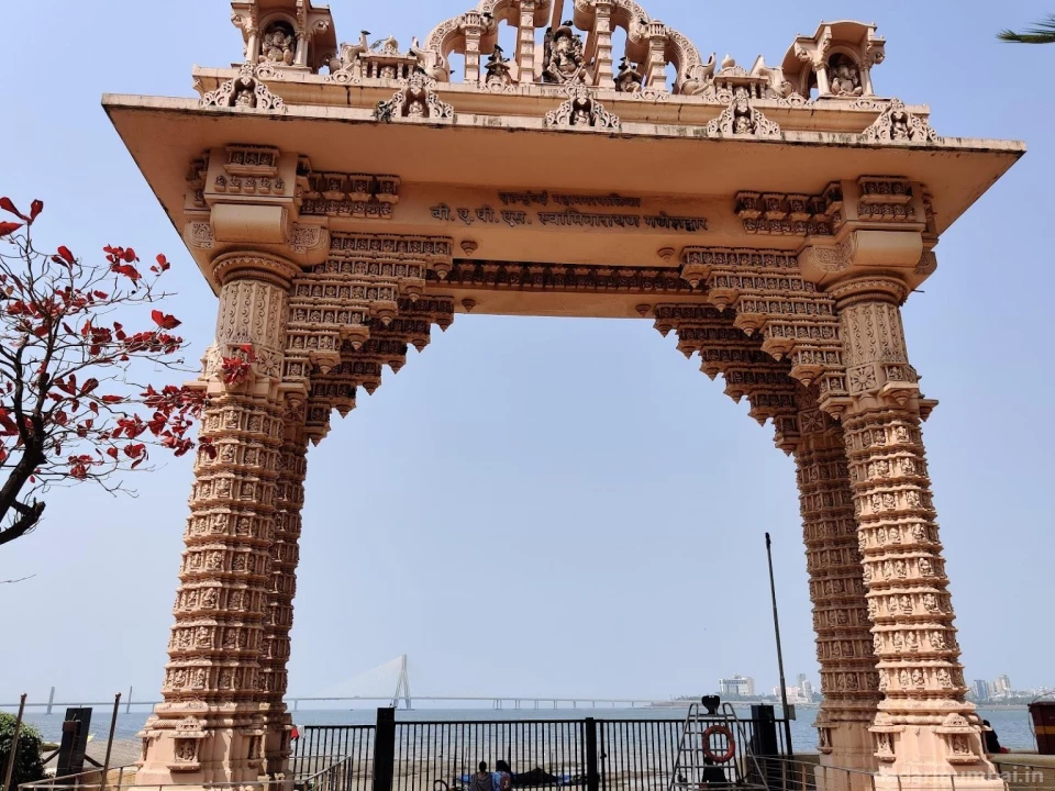 Chhatrapati Shivaji Maharaj Statue Photo 2