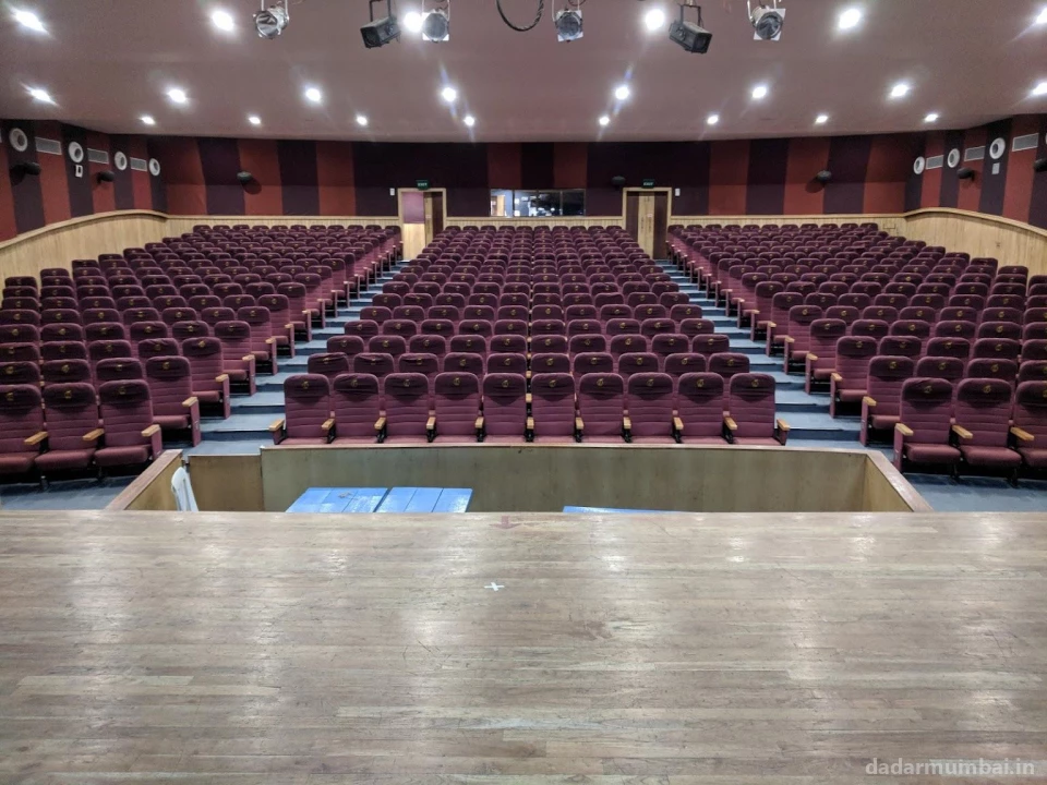 Swatantryaveer Savarkar Auditorium Photo 2